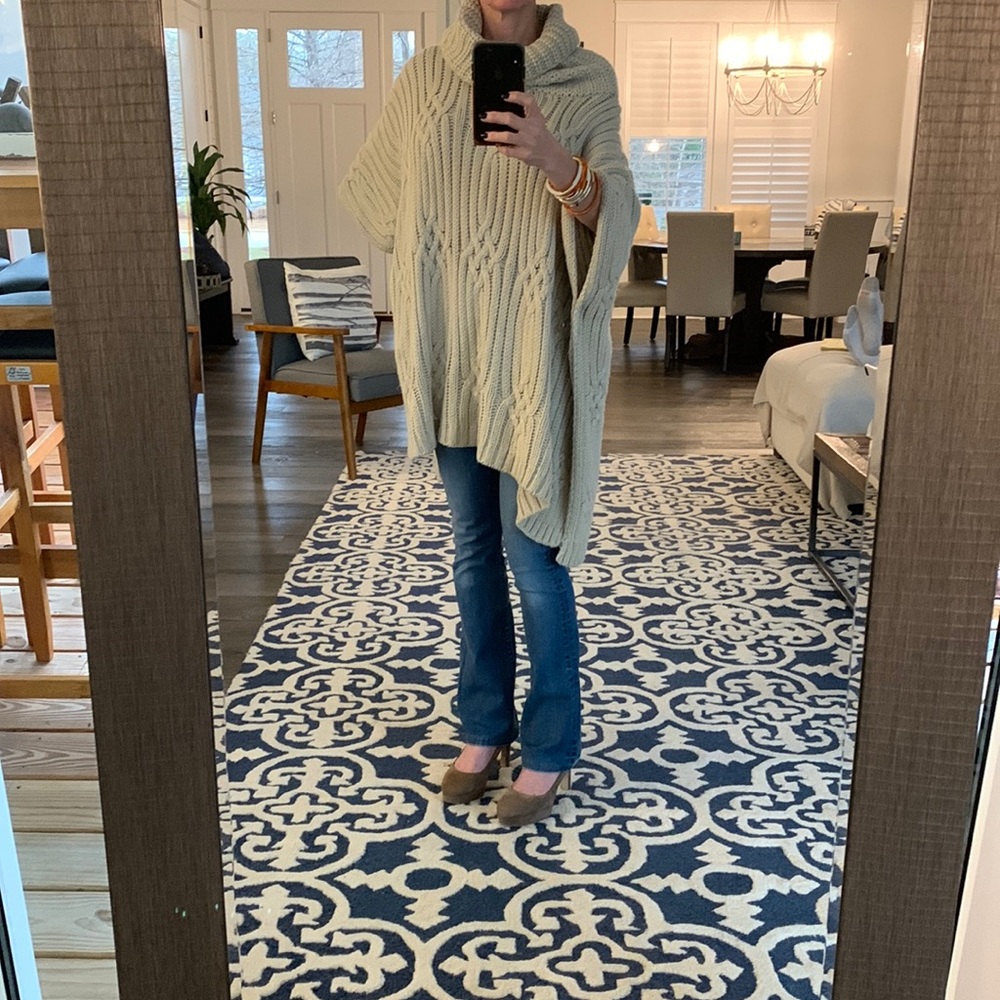 Oversized Poncho/Cape EUC